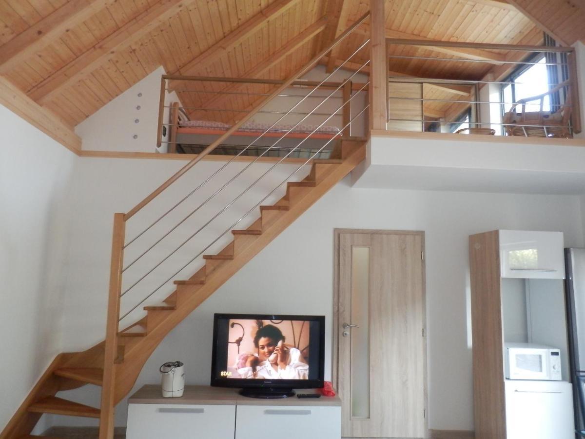 Apartman Jana Kunovice Ngoại thất bức ảnh